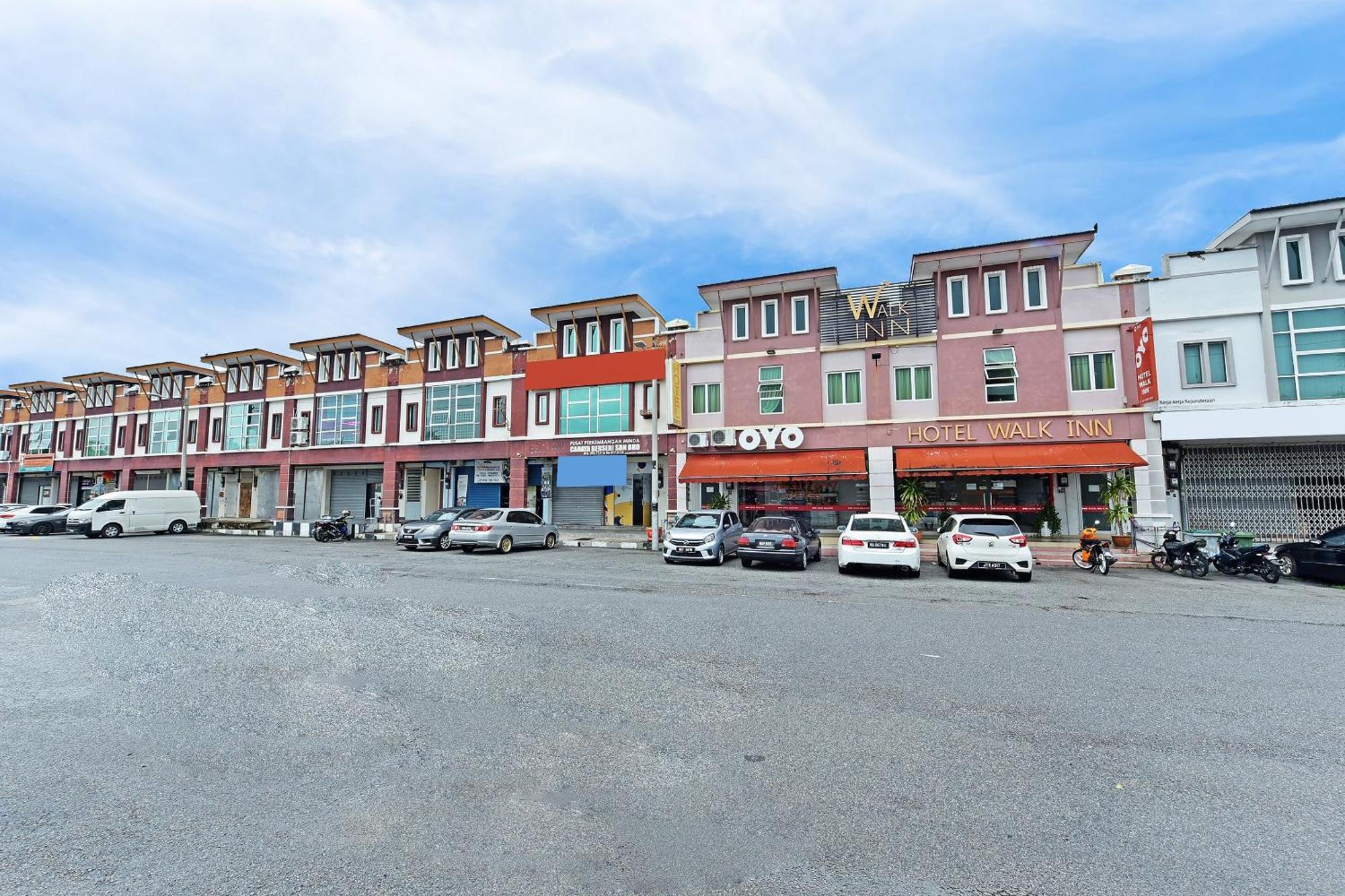 Oyo 582 Hotel Walk Inn Kampong Pasir Puteh  Zewnętrze zdjęcie