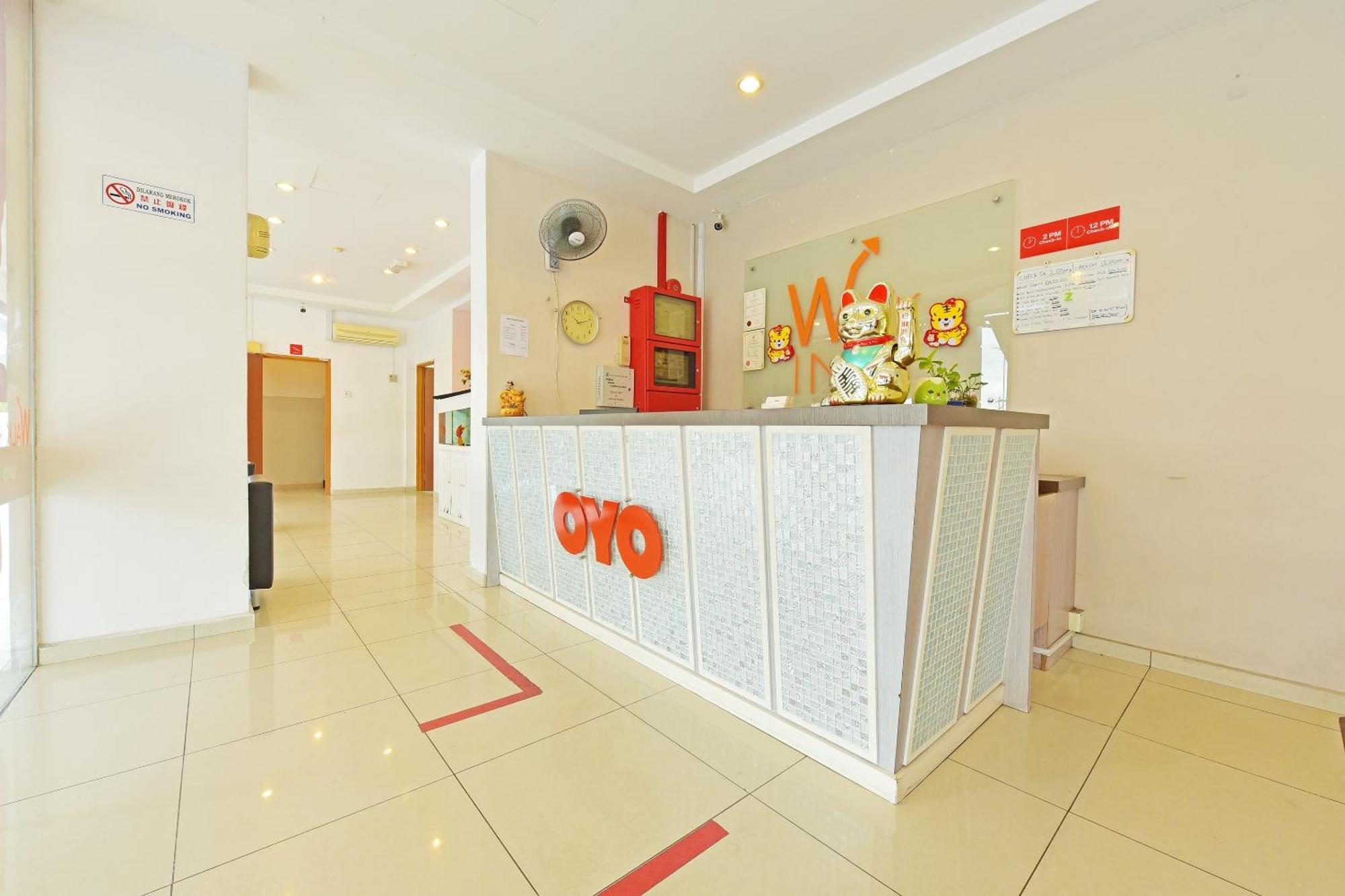 Oyo 582 Hotel Walk Inn Kampong Pasir Puteh  Zewnętrze zdjęcie