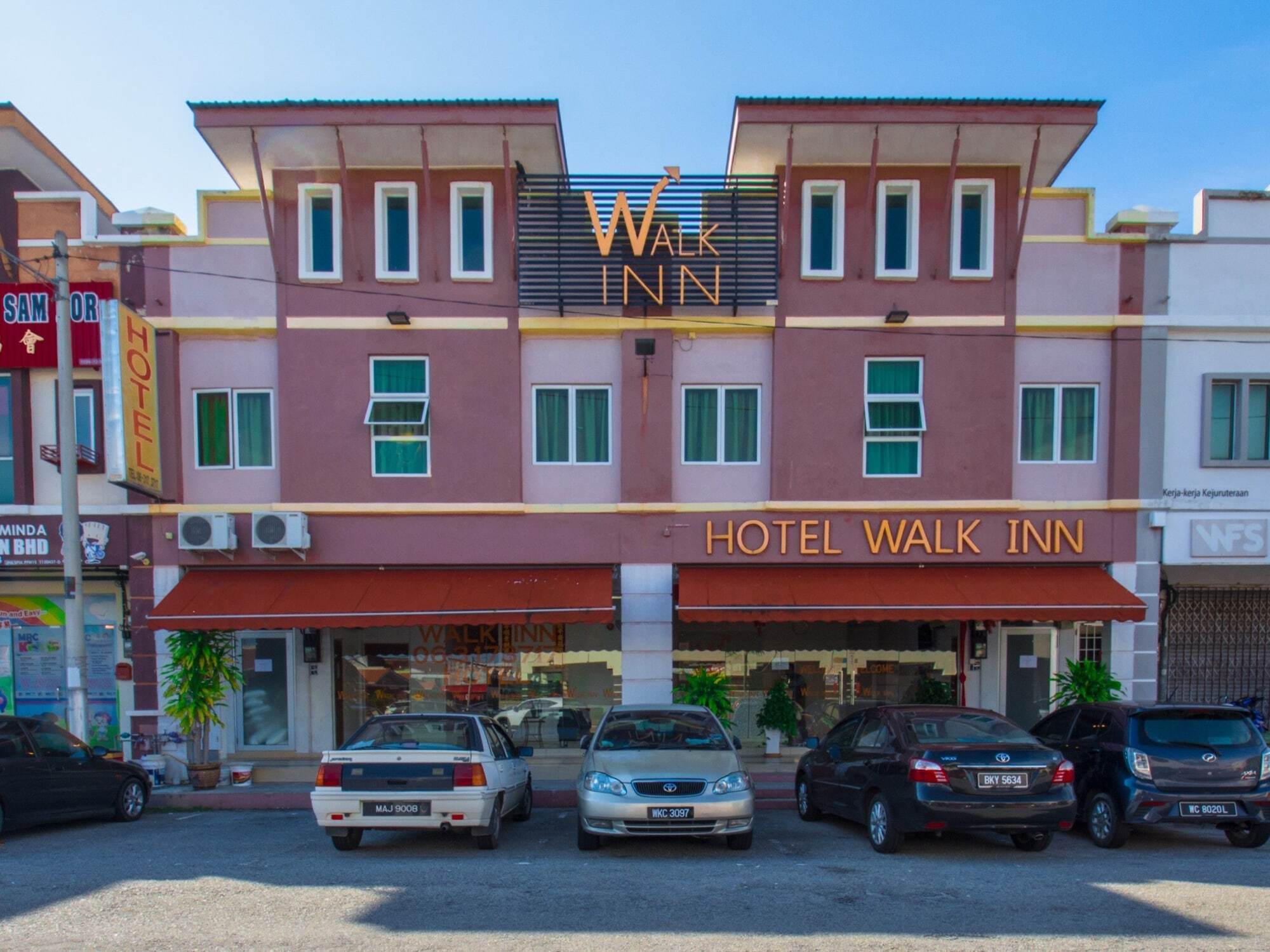 Oyo 582 Hotel Walk Inn Kampong Pasir Puteh  Zewnętrze zdjęcie